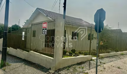 Residência com amplo Terreno - Neves