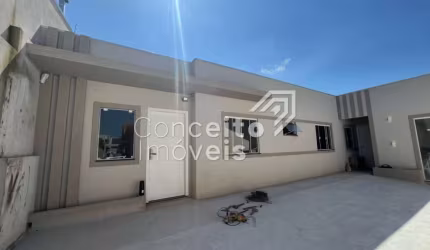 Imóvel Comercial com Estacionamento - Vila Estrela