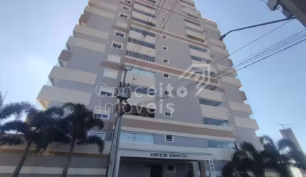 Edifício Toronto - Vila Estrela - Apartamento Semi Mobiliado