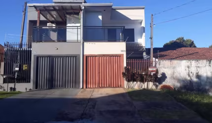 Sobrado para Venda em Cascavel, Coqueiral, 3 dormitórios, 1 suíte, 2 banheiros, 1 vaga