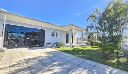 Casa na Praia de Noiva do Mar