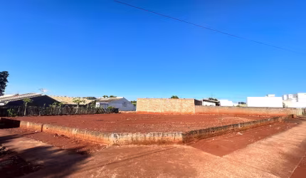 Terreno Comercial de esquina Jd dos Pássaros