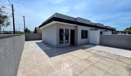 Casa nova, 2 quartos sendo 1 suíte , Pontal do PR