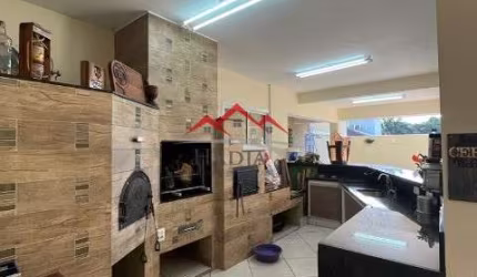 Casa a venda em condomínio Bosque dos Jatobás em Jundiaí - Estuda permuta.