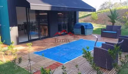 Casa a venda em Condomínio fechado Terra Caxambu Jundiai