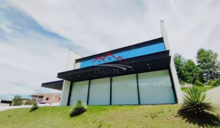 CASA A VENDA OU LOCAÇÃO NO CONDOMÍNIO TERRA CAXAMBU EM JUNDÍAI-SP