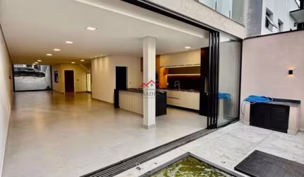 Casa à Venda no Condomínio Vila Rica em Indaiatuba - Jardim dos Impérios