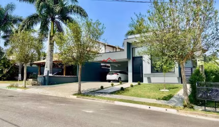 Casa Térrea à Venda no Condomínio Shambala II - Atibaia - SP