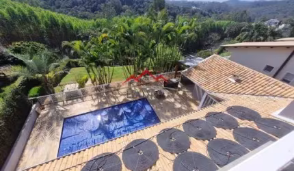Casa a venda no condomínio Serra dos Cristais em Cajamar - SP.