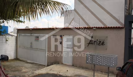 SOBRADO EM CONDOMINIO. 3 VAGAS