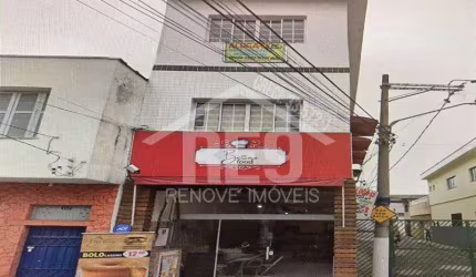 Sala comercial c/120m² de vão livre  c/ banheiros.