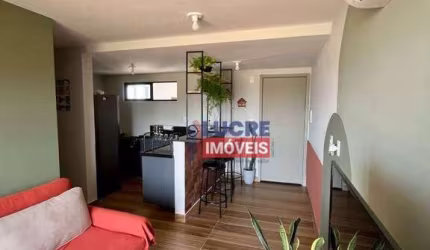 Excelente apartamento mobiliado e climatizado com 2 dormitórios (sendo 1 suíte) em Ponta de Campina