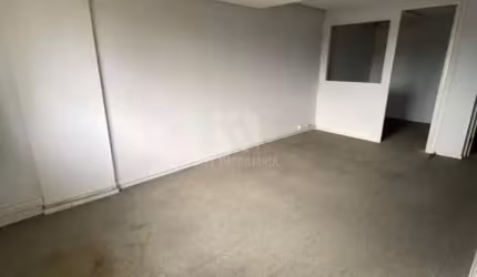 Sala à venda no bairro Hugo Lange - Curitiba/PR