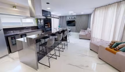 Casa Alto Padrão em condomínio fechado 5 Suítes e 7 vagas de garagem em Curitiba