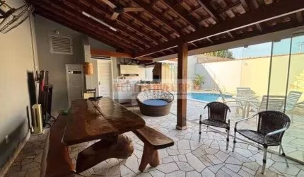 Casa com 4 quartos à venda no Ribeirânia, Ribeirão Preto , 289 m2 por R$ 980.000