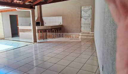 Casa com 3 quartos à venda no Centro, Altinópolis , 329 m2 por R$ 900.000