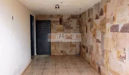 Casa com 3 quartos à venda na Vila Virgínia, Ribeirão Preto , 253 m2 por R$ 300.000