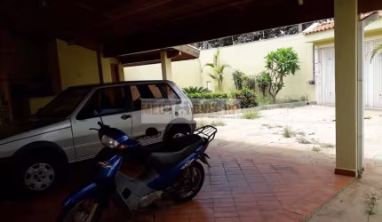 Casa à venda no bairro Residencial e Comercial Palmares - Ribeirão Preto/SP