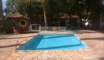 Chácara com 2 dormitórios à venda, 7000 m² por R$ 850.000,00 - Condomínio Veredas do Rio Pardo - Serra Azul/SP