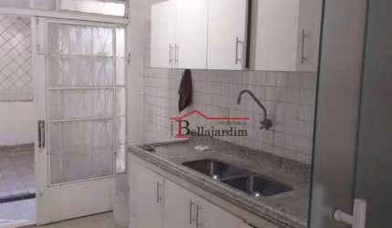 Sobrado com 3 dormitórios para alugar, 88m² - Bairro Campestre - Santo André/SP