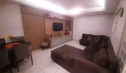 QNN 22 - Duas casas em terreno de 140m2, aceita financiamento !