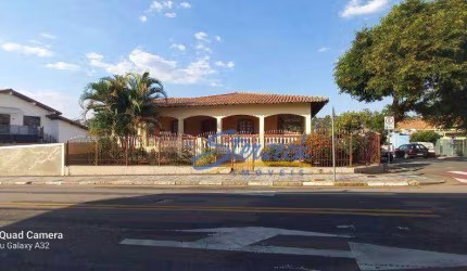 Casa com 3 dormitórios à venda, 300 m² por R$ 4.240.000,00 - Centro - Vinhedo/SP
