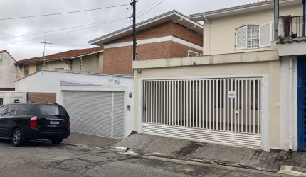 ##-Sobrado com 3 Quartos e 2 banheiros à Venda, 180 m² por R$ 930.000