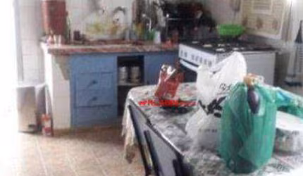 * Casa para Reforma de 2 Dormitórios e 2 Vagas de Garagem com Edícula - Excelente Localização no Tatuapé - Próximo ao Clube CERET - 200m² de Terreno *