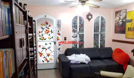Sobrado com 3 Quartos e 5 banheiros à Venda, 158 m² por R$ 650.000