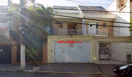 ** Ótimo Sobrado com 270m² de Área Construída - 3 Suítes - 4 Vagas de Garagem - Imóvel com Churrasqueira - Excelente Localização na Vila Clementino **