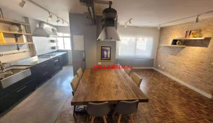** Lindo Apartamento Reformado de 2 Dormitórios sendo 1 Suíte com 1 Vaga de Garagem - 85m² de Área Privativa - 250m do Metrô Paraíso - Excelente Local