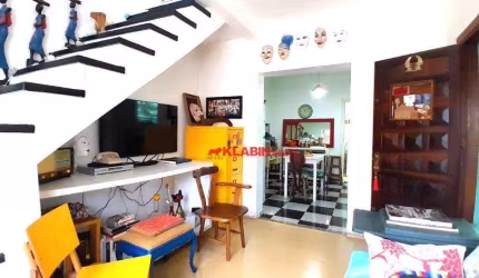 Casa com 2 dormitórios à venda, 69 m² por R$ 480.000 - Bosque da Saúde - São Paulo/SP