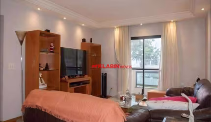 CHÁCARA INGLESA - 4 DORMITÓRIOS - 109m² - 3 GARAGENS - ÓTIMO ESTADO - COMPLETO EM ARMÁRIOS - PRONTO PARA MORAR