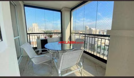 Apartamento à venda no Planalto Paulista com 4 suítes, 250m2, 5 vagas, 6 banheiros.