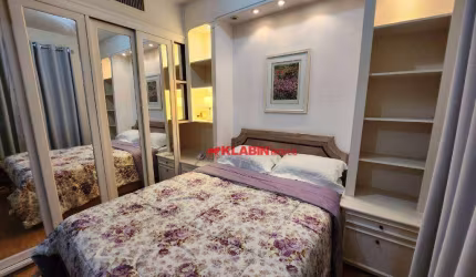 ** Flat Mobiliado com 32m² de Área Útil no Jardins em Excelente Localização - Piscina e Manobrista com Serviço de Camareira - Serviço 24 Horas **