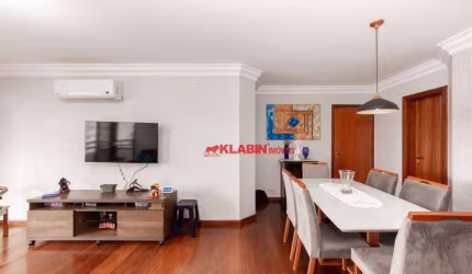 Apartamento com 130,18m² de Área Útil de 3 Dormitórios sendo 1 Suíte e 3 Vagas de Garagem com Depósito - Ótima Localização no Bosque da Saúde