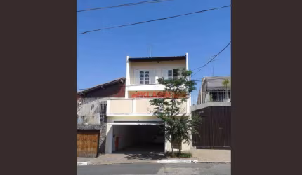 #CASA Á VENDA COM 296 M2 , 3 QUARTOS E 4 VAGAS.!