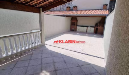 Belíssimo Sobrado 3 Suítes com 4 Vagas de Garagem (Com Churrasqueira e Salão de Festas - Excelente Localização)