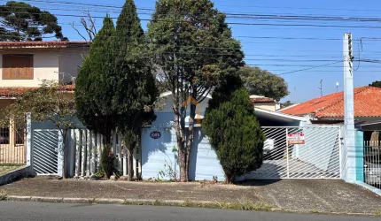 Casa à venda no Santa Quitéria - Curitiba - Área Total: 350 m² | 5 Quartos | 2 Banheiros | Escritório | Edícula com Churrasqueira