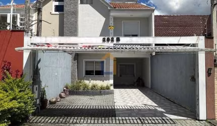 SOBRADO com 240m² no Bairro BOA VISTA