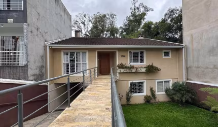 Casa comercial com 200m² no bairro São Lourenço