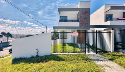 Sobrado com 127m² no Bairro Alto