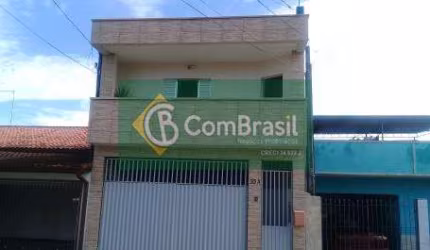 Sobrado Vende em Jundiapeba - Mogi das Cruzes-SP, próximo estação de trem, mercado Veran, feiras, posto de saúde 24 horas.