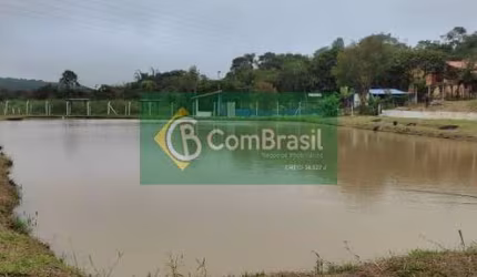 CHÁCARA Á VENDA COM PESQUEIRO  - BIRITIBA USSU - SP