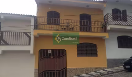 Sobrado 03 Dormitórios venda Centro