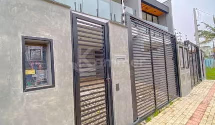 Excelente sobrado 3 suítes, a poucos melhor do mar em balneário piçarras.