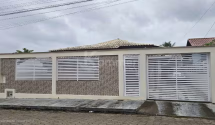 Casa averbada em Penha