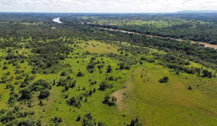 Fazenda 1.028 hectares beira Rio Cuiaba MT