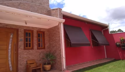 Casa/Chácara em Alambari