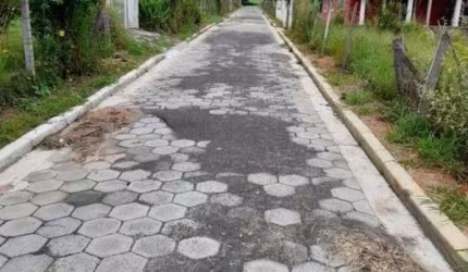 TERRENO EM ALAMBARI
